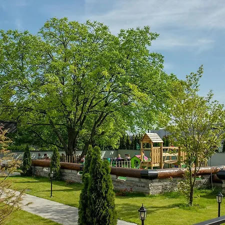 Gardenn Resort *